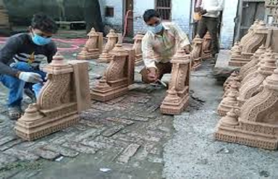 अयोध्या में बनने वाला मंदिर आकाश को छूएगा, साथ ही पूरी नगरी त्रेतायुग की झलक नजर आएगी।