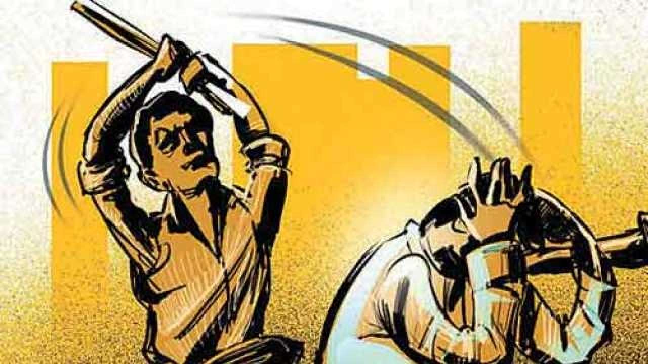 पुलिस अभी इस मामले की तह में जाने की कोशिश कर रही है।