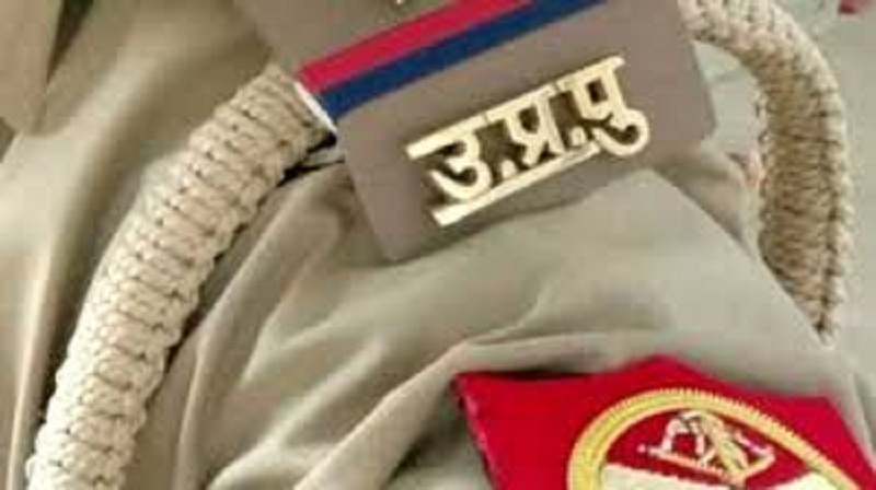 महिला इंस्पेक्टर ने बिजली कर्मी को जड़ा थप्पड़