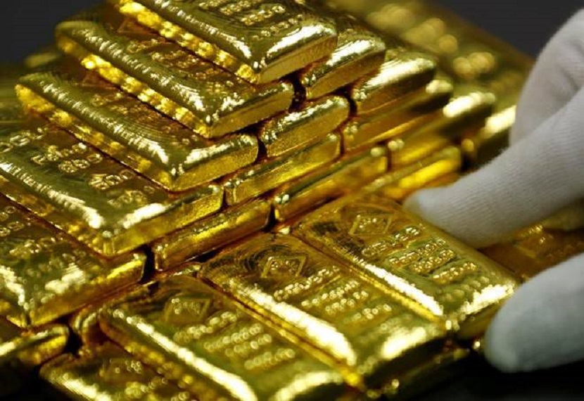 कुल डेढ़ किलो सोना बरामद हुआ जिसका मूल्य लगभग 76 लाख आंका गया।