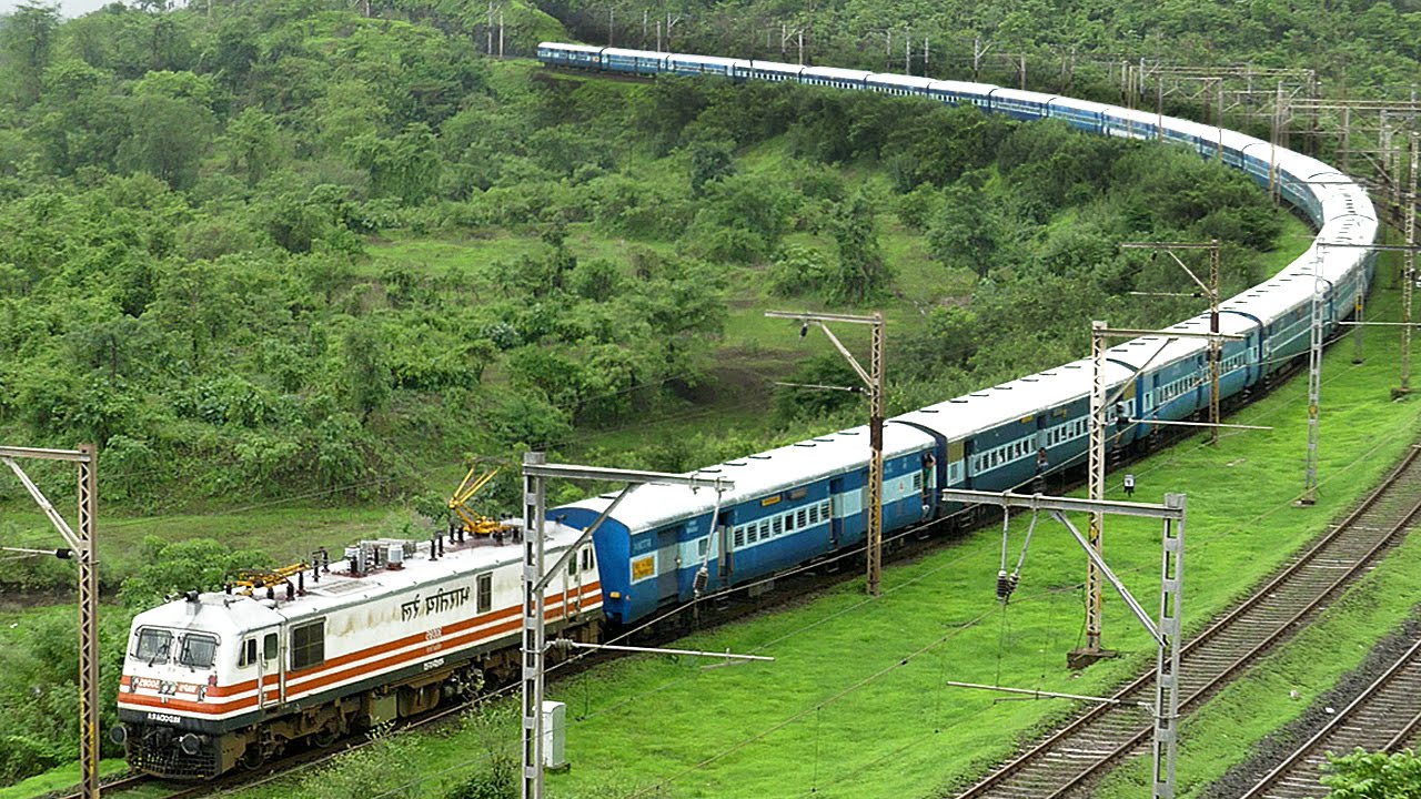 युवक और युवती दोनों एक दूसरे से प्यार करते थे।