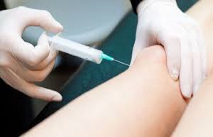 सरकार मकर संक्रांति यानी 14 जनवरी से प्रदेश में कोरोना वैक्सीन लगाने का काम शुरू करने की तैयारी में है।