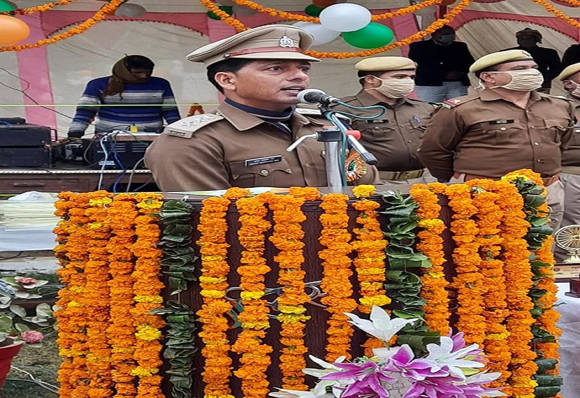 एक पुलिस अधिकारी के साथ ही  किसान का बेटा होते हुए अपने मन की बात सोशल मीडिया पर रखी।