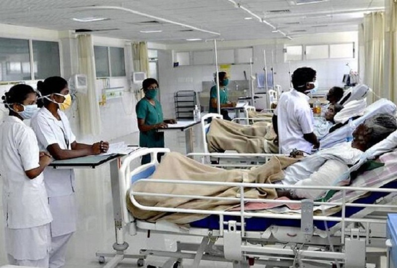 कोरोना संक्रमणकाल के कारण प्रदेश के कई अस्पतालों में ओपीडी तक को बंद कर दिया गया था।