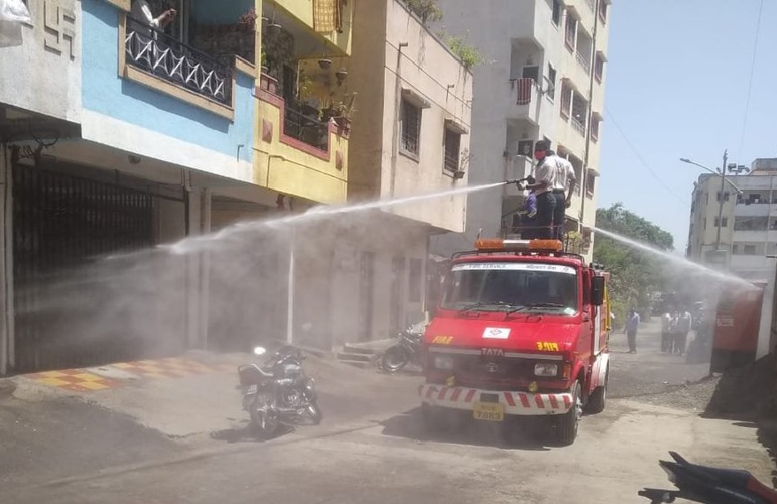 सैनिटाइजेशन की मानीटरिंग जनपद स्तर के साथ ही प्रदेश स्तर पर भी की जा रही है।