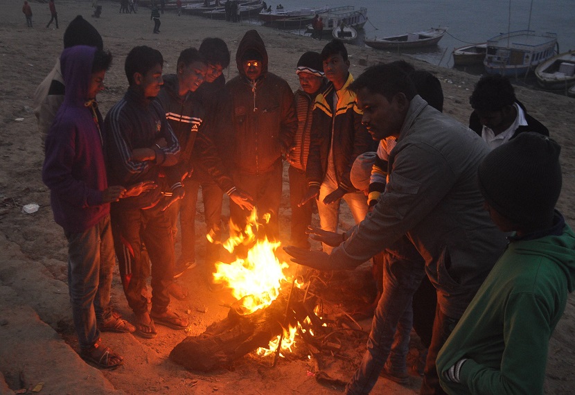 बारिश की वजह से आलू की खुदाई प्रभावित हो रही है, इससे दाम बढ़ गए है।