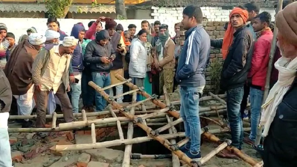 राष्ट्रपति प्रधानमंत्री ने इस दुखद हादसे में पर शोक जताया।